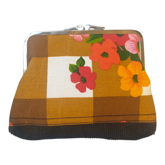 Yksilokeroinen Retro-kukkaro